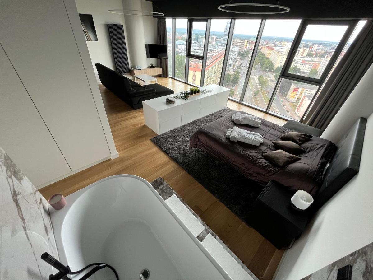 Hanza Tower - Luxurious Apartment 60M2 - 15Th Floor City View Szczecin Extérieur photo